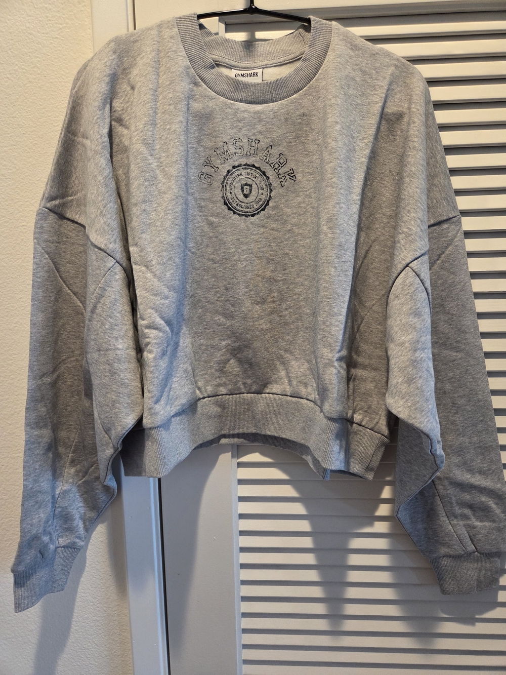 NWT Women's Gymshark Gray Cropped Crewneck Sweatshirt - Size S